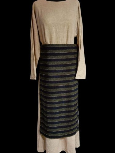 Zapaska słowiańska wełniana złożona z dwóch paneli